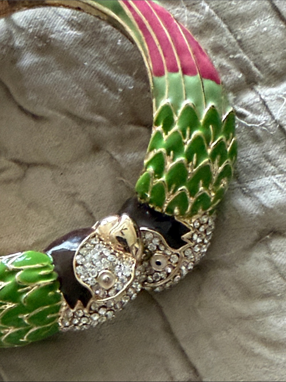 Parrot clamper bracelet green enamel black and pink with crystal gorgeous - Picture 17 of 17